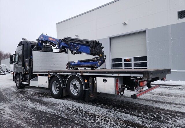 VolvoFM 420 6x2 - Vrachtwagen met open laadbak, Kraanwagen: afbeelding 4 VolvoFM 420 6x2 - Vrachtwagen met open laadbak, Kraanwagen: afbeelding 4