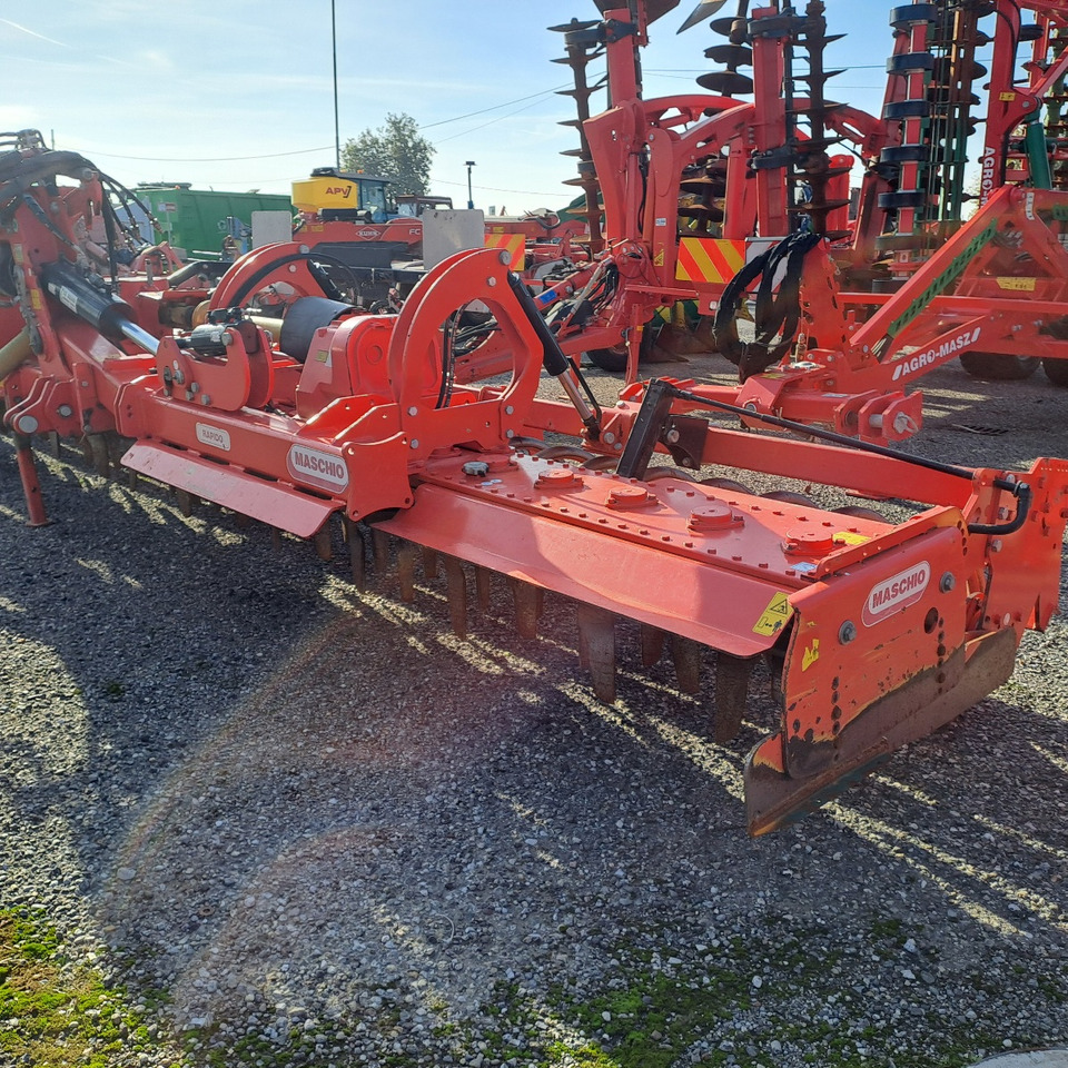 ERPICE ROTANTE PIEGHEVOLE MASCHIO AQUILA RAP 7000 - Grondfrees: afbeelding 2 ERPICE ROTANTE PIEGHEVOLE MASCHIO AQUILA RAP 7000 - Grondfrees: afbeelding 2