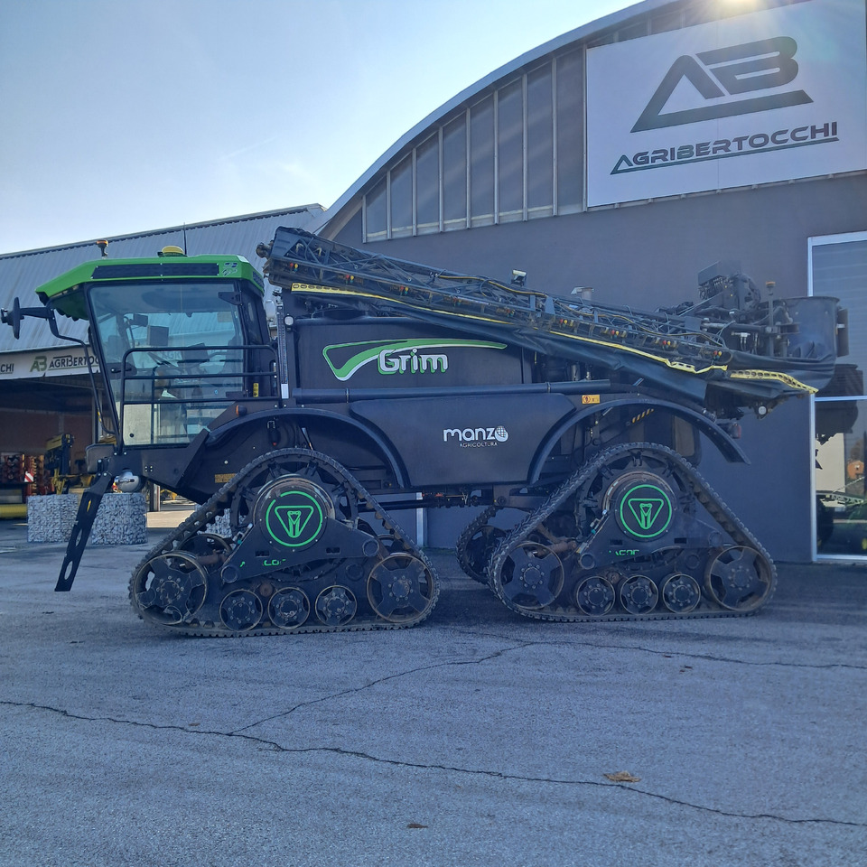 GRIM SERIE 9 - Zelfrijdende veldspuit: afbeelding 2 GRIM SERIE 9 - Zelfrijdende veldspuit: afbeelding 2