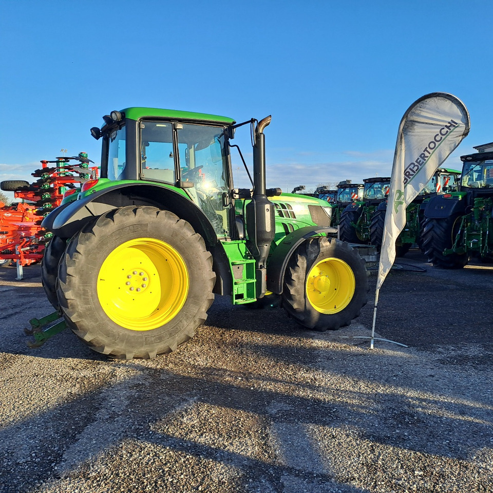 JOHN DEERE 6120 m - Tractor: afbeelding 3 JOHN DEERE 6120 m - Tractor: afbeelding 3