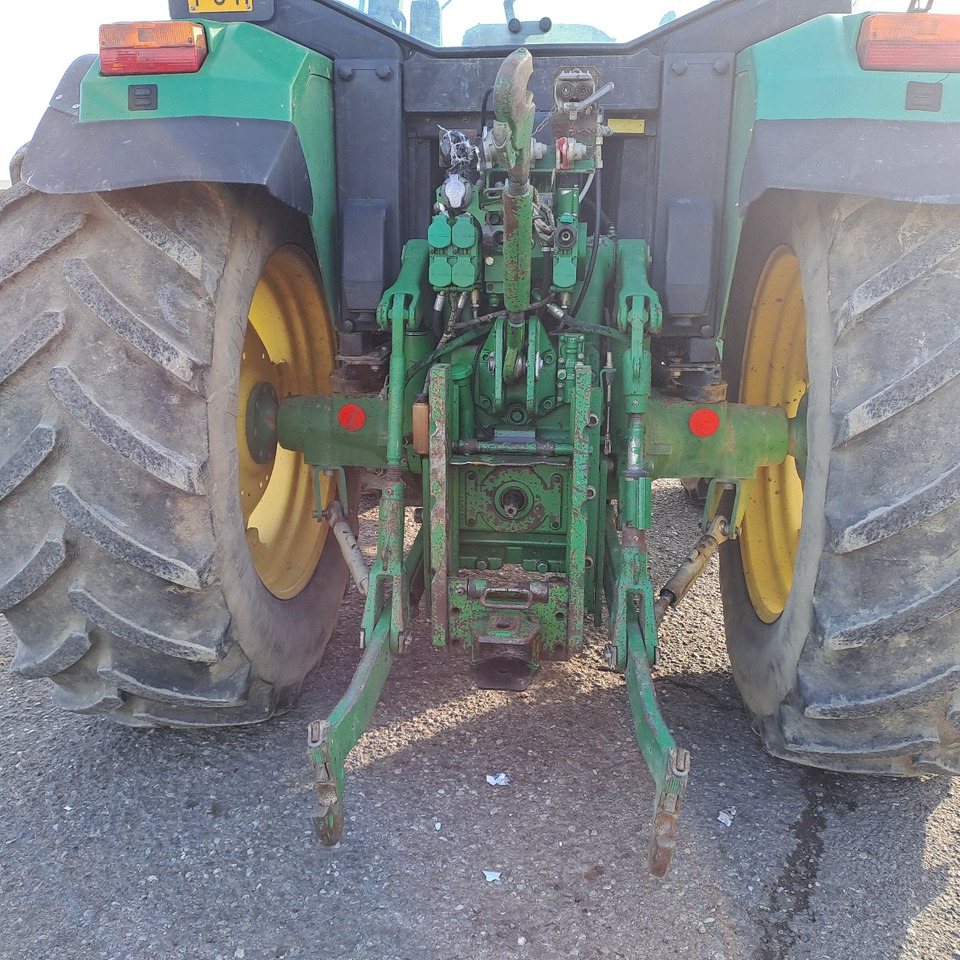 JOHN DEERE 6410 - Tractor: afbeelding 5 JOHN DEERE 6410 - Tractor: afbeelding 5