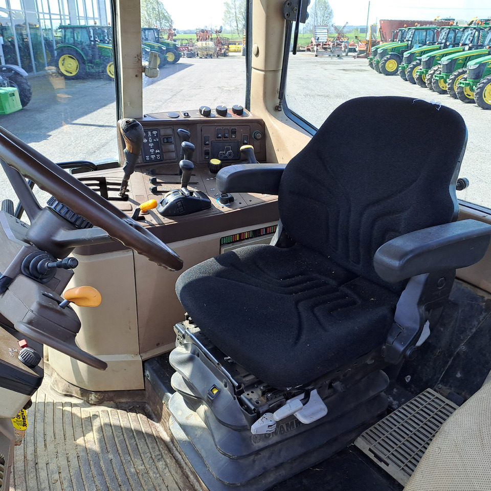 JOHN DEERE 6910 - Tractor: afbeelding 5 JOHN DEERE 6910 - Tractor: afbeelding 5