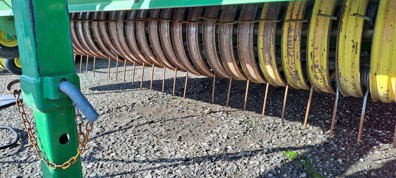 JOHN DEERE 960 - Ronde balenpers: afbeelding 4 JOHN DEERE 960 - Ronde balenpers: afbeelding 4