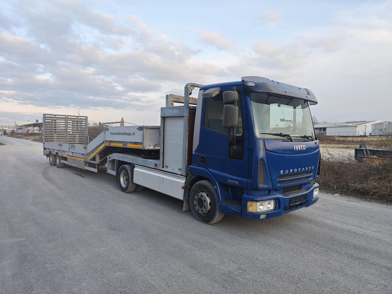 VELDHUIZEN P38-2 & Iveco Eurocargo 90E18 - Dieplader oplegger: afbeelding 2 VELDHUIZEN P38-2 & Iveco Eurocargo 90E18 - Dieplader oplegger: afbeelding 2