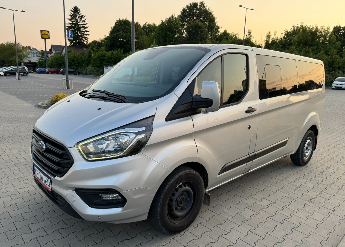 Ford Transit Custom 2.0 170 KM L2 LONG 2021 LED 8 osobowy NAWIEWY miejsc Salon PL - Minibus, Personenvervoer: afbeelding 4 Ford Transit Custom 2.0 170 KM L2 LONG 2021 LED 8 osobowy NAWIEWY miejsc Salon PL - Minibus, Personenvervoer: afbeelding 4