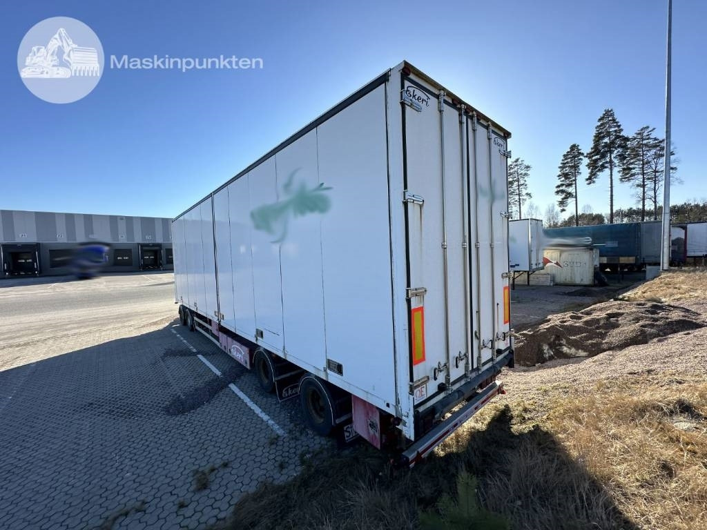 Ekeri L/L-4 - Gesloten aanhangwagen: afbeelding 4 Ekeri L/L-4 - Gesloten aanhangwagen: afbeelding 4