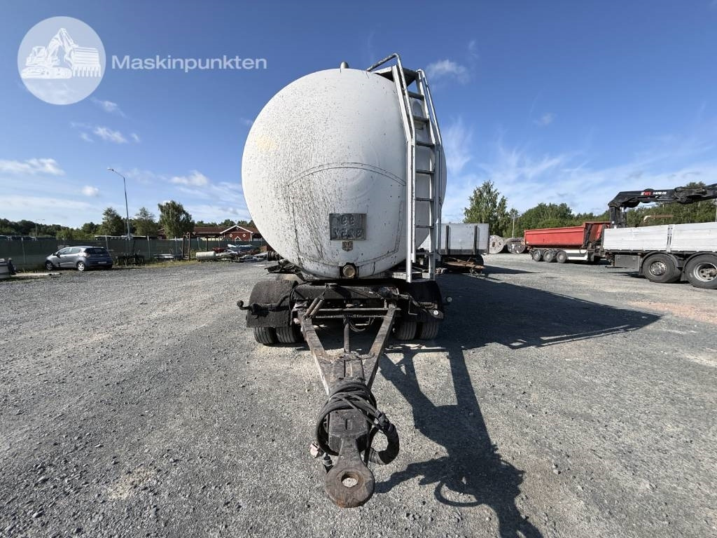 KAR 4-36-ST-30R1-P2 - Tank aanhanger: afbeelding 2 KAR 4-36-ST-30R1-P2 - Tank aanhanger: afbeelding 2