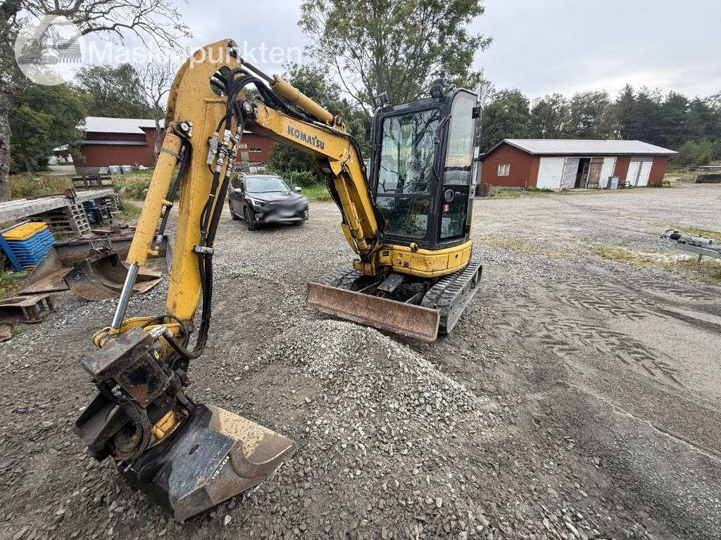 Komatsu PC 26 MR - Minigraafmachine: afbeelding 1 Komatsu PC 26 MR - Minigraafmachine: afbeelding 1