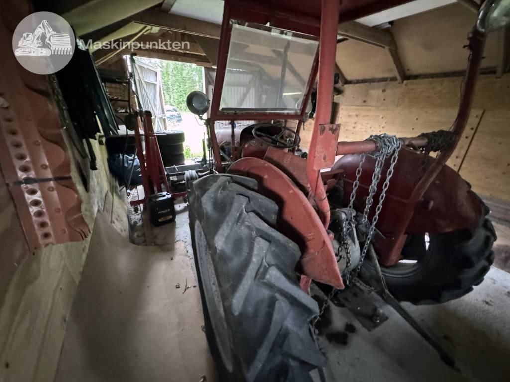 Massey Ferguson 35 - Tractor: afbeelding 4 Massey Ferguson 35 - Tractor: afbeelding 4