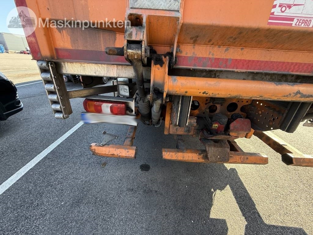 Koelwagen vrachtwagen Mercedes-Benz Actros 2551: afbeelding 36