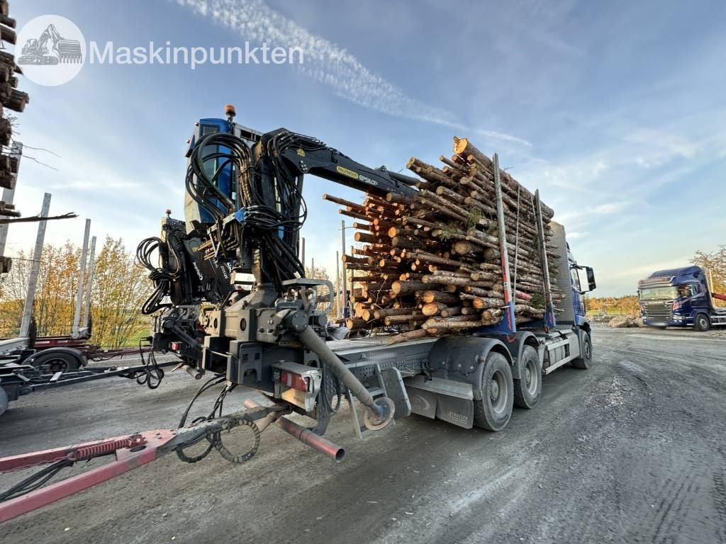 Mercedes-Benz Arocs 2858 timmerbil med kran - Houttransport: afbeelding 5 Mercedes-Benz Arocs 2858 timmerbil med kran - Houttransport: afbeelding 5