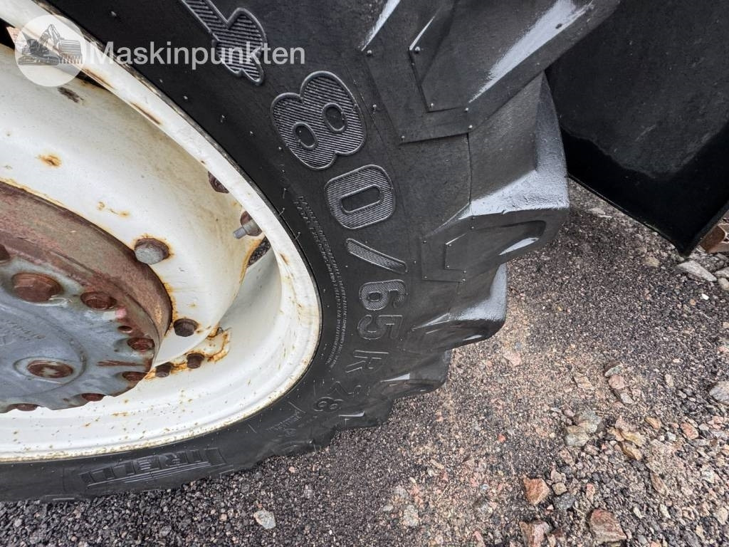 New Holland 8560 - Tractor: afbeelding 3 New Holland 8560 - Tractor: afbeelding 3