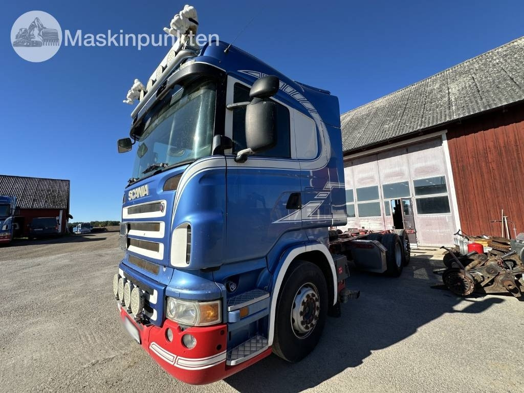 Scania R 560 LB - Chassis vrachtwagen: afbeelding 1 Scania R 560 LB - Chassis vrachtwagen: afbeelding 1