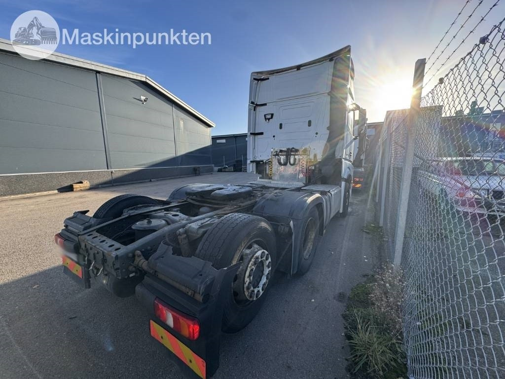 Mercedes-Benz Actros 963-4-C - Trekker: afbeelding 3 Mercedes-Benz Actros 963-4-C - Trekker: afbeelding 3