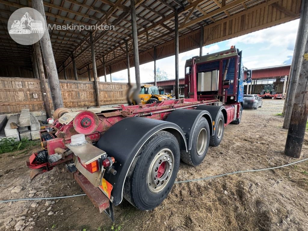 Volvo FH 16 550 - Haakarmsysteem vrachtwagen: afbeelding 4 Volvo FH 16 550 - Haakarmsysteem vrachtwagen: afbeelding 4