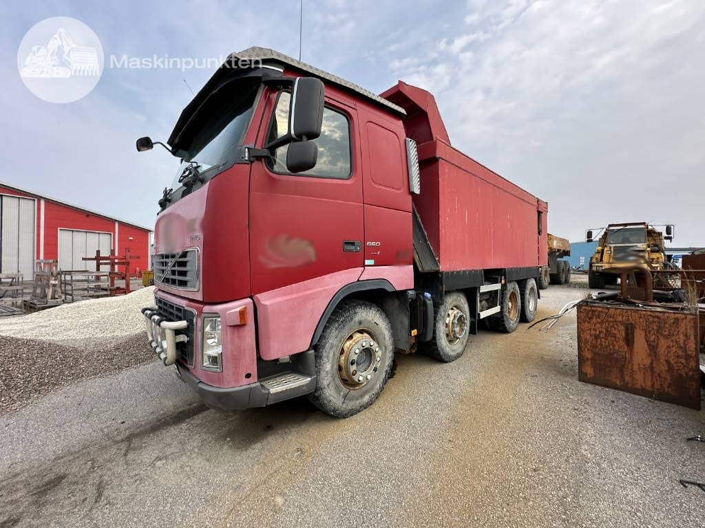 Volvo FH 16 660 Bergbil - Kipper vrachtwagen: afbeelding 1 Volvo FH 16 660 Bergbil - Kipper vrachtwagen: afbeelding 1