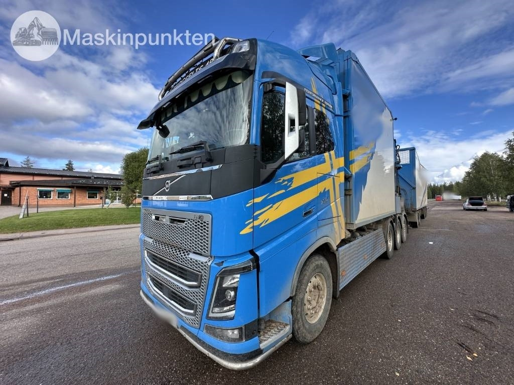 Volvo FH 16 750 - Vrachtwagen met open laadbak, Kraanwagen: afbeelding 2 Volvo FH 16 750 - Vrachtwagen met open laadbak, Kraanwagen: afbeelding 2