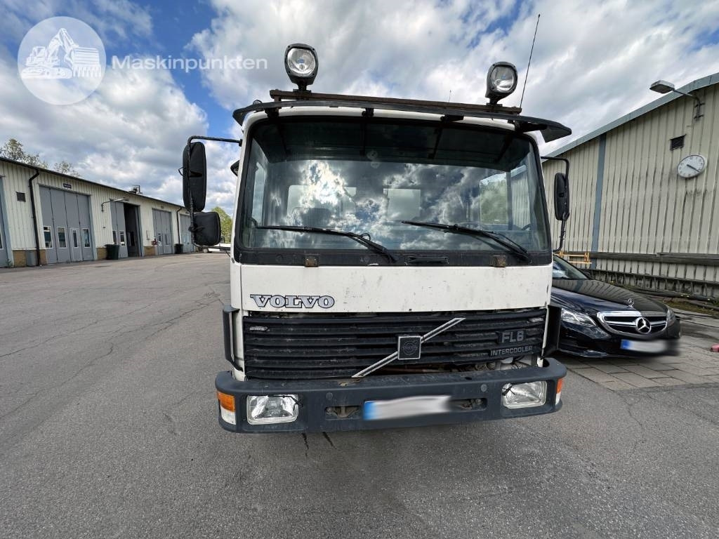 Volvo FL 610 Verkstadsinredd - Bakwagen: afbeelding 2 Volvo FL 610 Verkstadsinredd - Bakwagen: afbeelding 2
