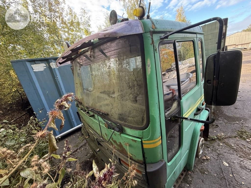 Volvo FL 611 - Kipper vrachtwagen: afbeelding 2 Volvo FL 611 - Kipper vrachtwagen: afbeelding 2