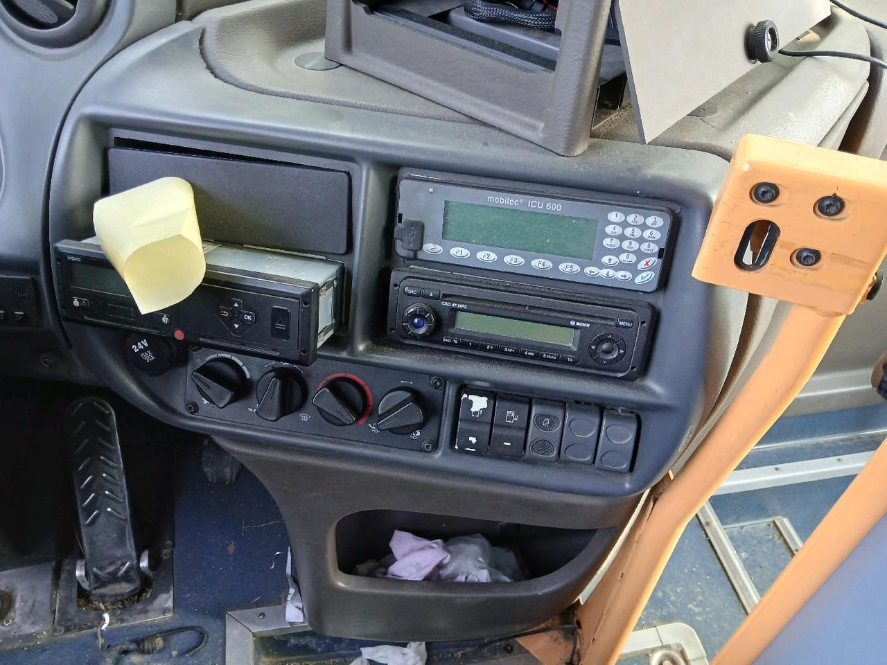 Stadsbus IRISBUS RECREO CROSSWAY EURO 5 330CV: afbeelding 11 Stadsbus IRISBUS RECREO CROSSWAY EURO 5 330CV: afbeelding 11