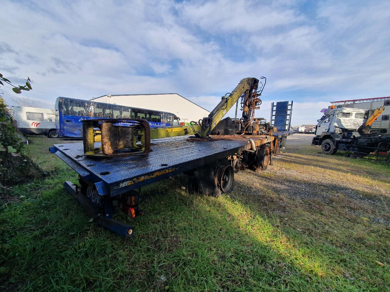 LECITRAILE SEMI GRUE FORESTIERE - Oplegger: afbeelding 4 LECITRAILE SEMI GRUE FORESTIERE - Oplegger: afbeelding 4