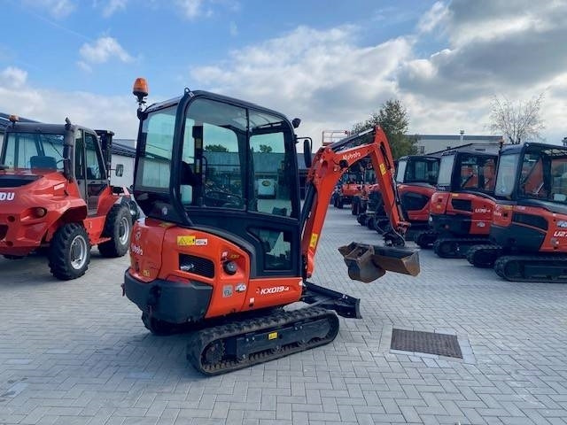 Kubota KX 019-4 - Minigraafmachine: afbeelding 2 Kubota KX 019-4 - Minigraafmachine: afbeelding 2