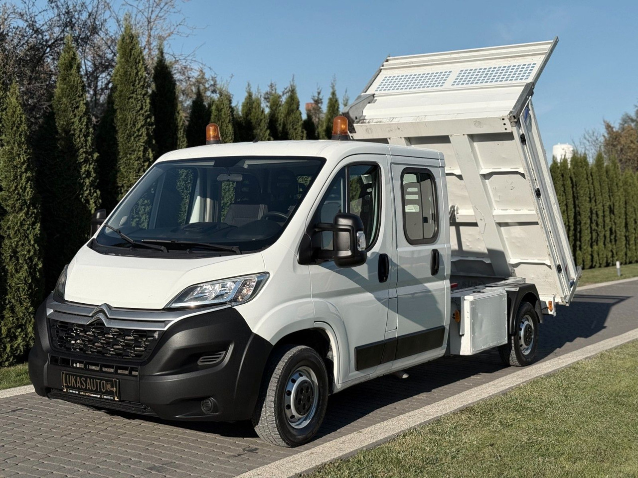Citroën JUMPER TIPPER DIESEL POMP - Kipper bestelwagen: afbeelding 1 Citroën JUMPER TIPPER DIESEL POMP - Kipper bestelwagen: afbeelding 1