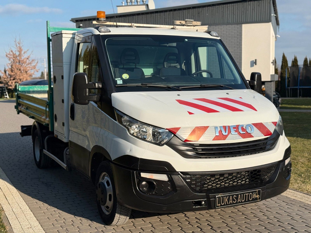 Iveco 35C16 TIPPER TOOL BOX - Kipper bestelwagen: afbeelding 4 Iveco 35C16 TIPPER TOOL BOX - Kipper bestelwagen: afbeelding 4