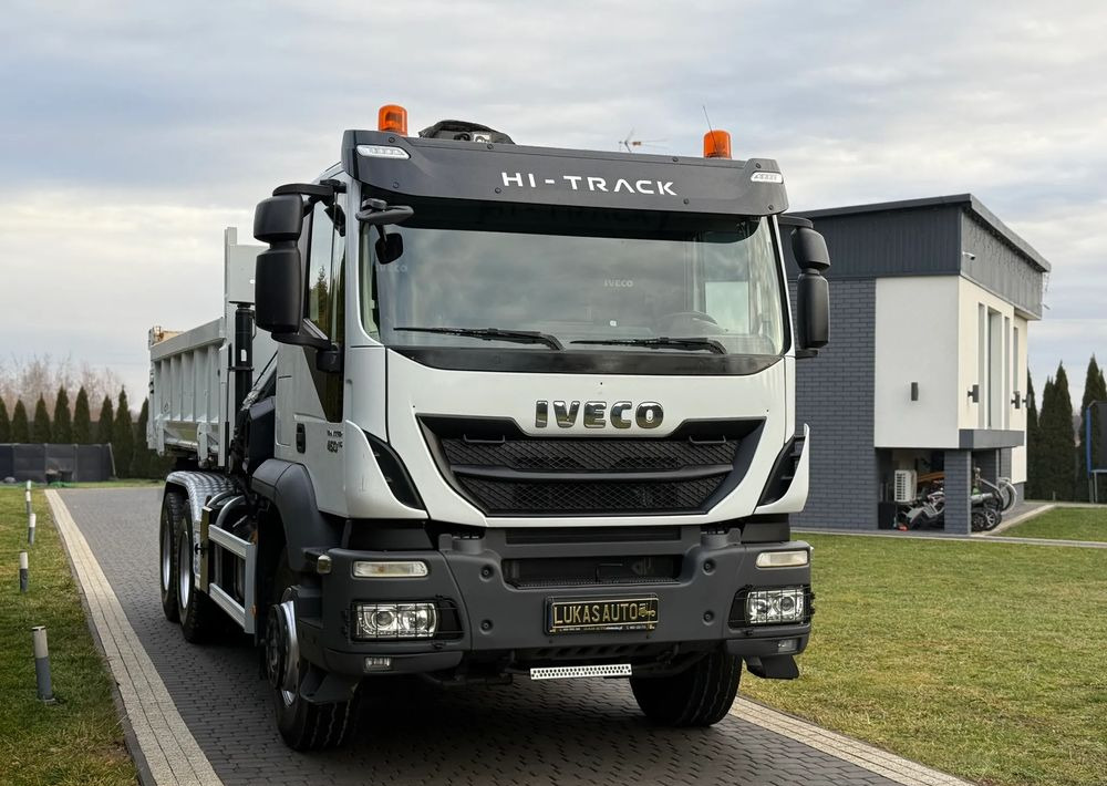 Iveco TRAKKER 450 6X4 PODWÓJNA HYDRO-BURTA HIAB 104 - Kipper vrachtwagen, Kraanwagen: afbeelding 2 Iveco TRAKKER 450 6X4 PODWÓJNA HYDRO-BURTA HIAB 104 - Kipper vrachtwagen, Kraanwagen: afbeelding 2