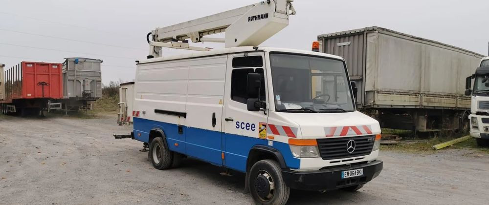 Mercedes-Benz VARIO 815D 17 M - Vrachtwagen hoogwerker: afbeelding 3 Mercedes-Benz VARIO 815D 17 M - Vrachtwagen hoogwerker: afbeelding 3