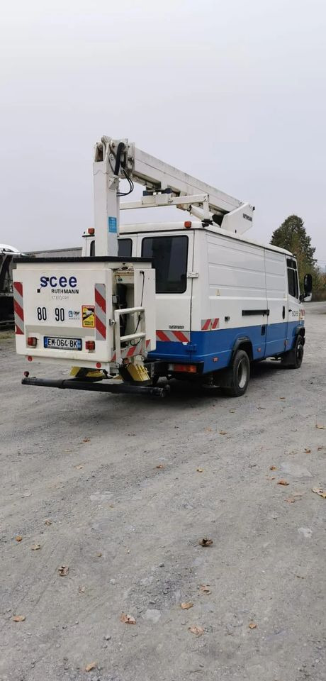 Mercedes-Benz VARIO 815D 17 M - Vrachtwagen hoogwerker: afbeelding 4 Mercedes-Benz VARIO 815D 17 M - Vrachtwagen hoogwerker: afbeelding 4