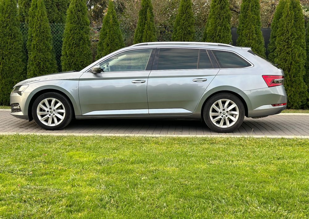 Skoda Superb 2.0 TDI SCR Style DSG - Stationwagen: afbeelding 4 Skoda Superb 2.0 TDI SCR Style DSG - Stationwagen: afbeelding 4