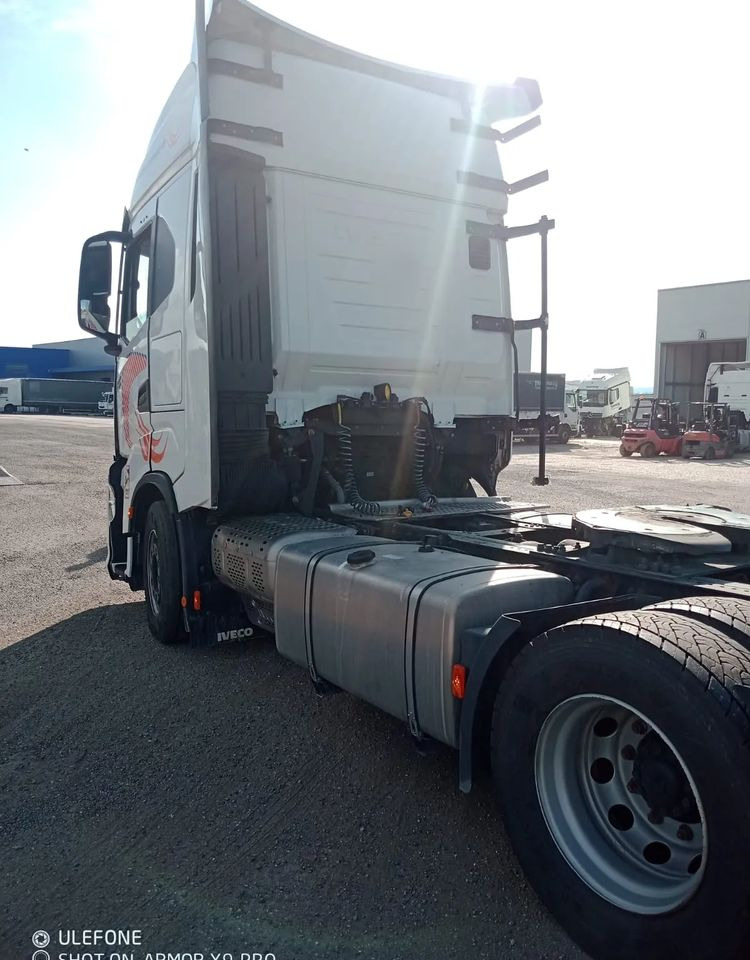 Iveco S-WAY 530 RETARDER USZKODZONY - Trekker: afbeelding 4 Iveco S-WAY 530 RETARDER USZKODZONY - Trekker: afbeelding 4