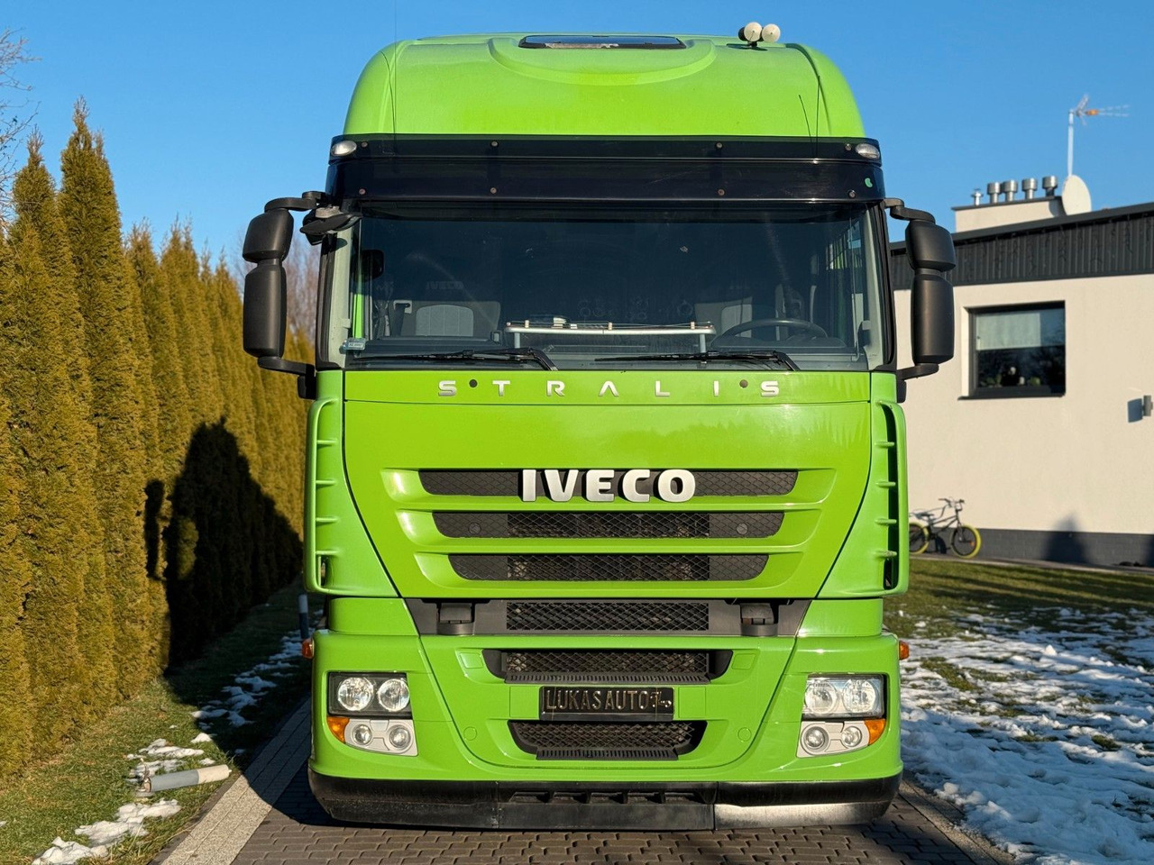 Iveco STRALIS 500 LOW DECK MANUAL - Trekker: afbeelding 2 Iveco STRALIS 500 LOW DECK MANUAL - Trekker: afbeelding 2