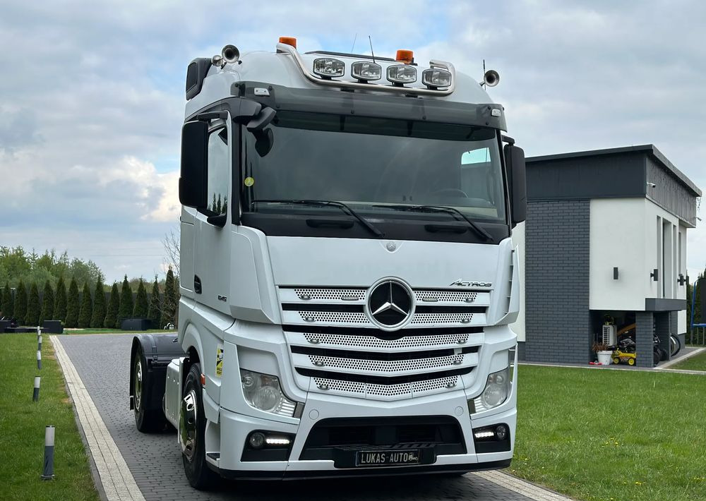 Mercedes-Benz ACTROS 1845 AUTOMAT LODÓWKA - Trekker: afbeelding 1 Mercedes-Benz ACTROS 1845 AUTOMAT LODÓWKA - Trekker: afbeelding 1
