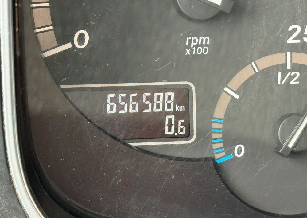 Trekker Mercedes-Benz ACTROS 1845 HYDRAULIKA: afbeelding 12 Trekker Mercedes-Benz ACTROS 1845 HYDRAULIKA: afbeelding 12