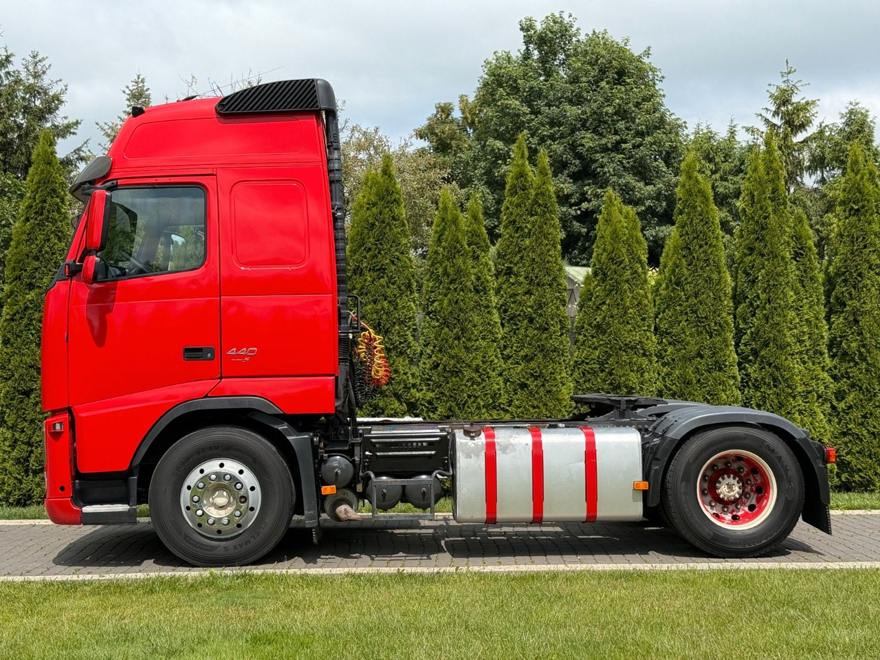 Volvo FH 440 AUTOMATIC EURO 5 FRIGDE - Trekker: afbeelding 5 Volvo FH 440 AUTOMATIC EURO 5 FRIGDE - Trekker: afbeelding 5