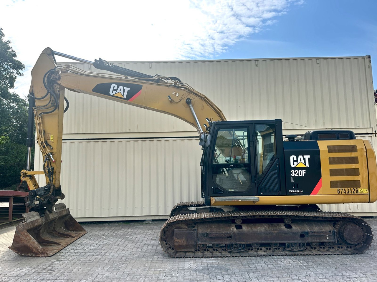 CAT 320FL / 2017 BJ / 9.933 H / Deutsche Maschine - Rupsgraafmachine: afbeelding 2 CAT 320FL / 2017 BJ / 9.933 H / Deutsche Maschine - Rupsgraafmachine: afbeelding 2