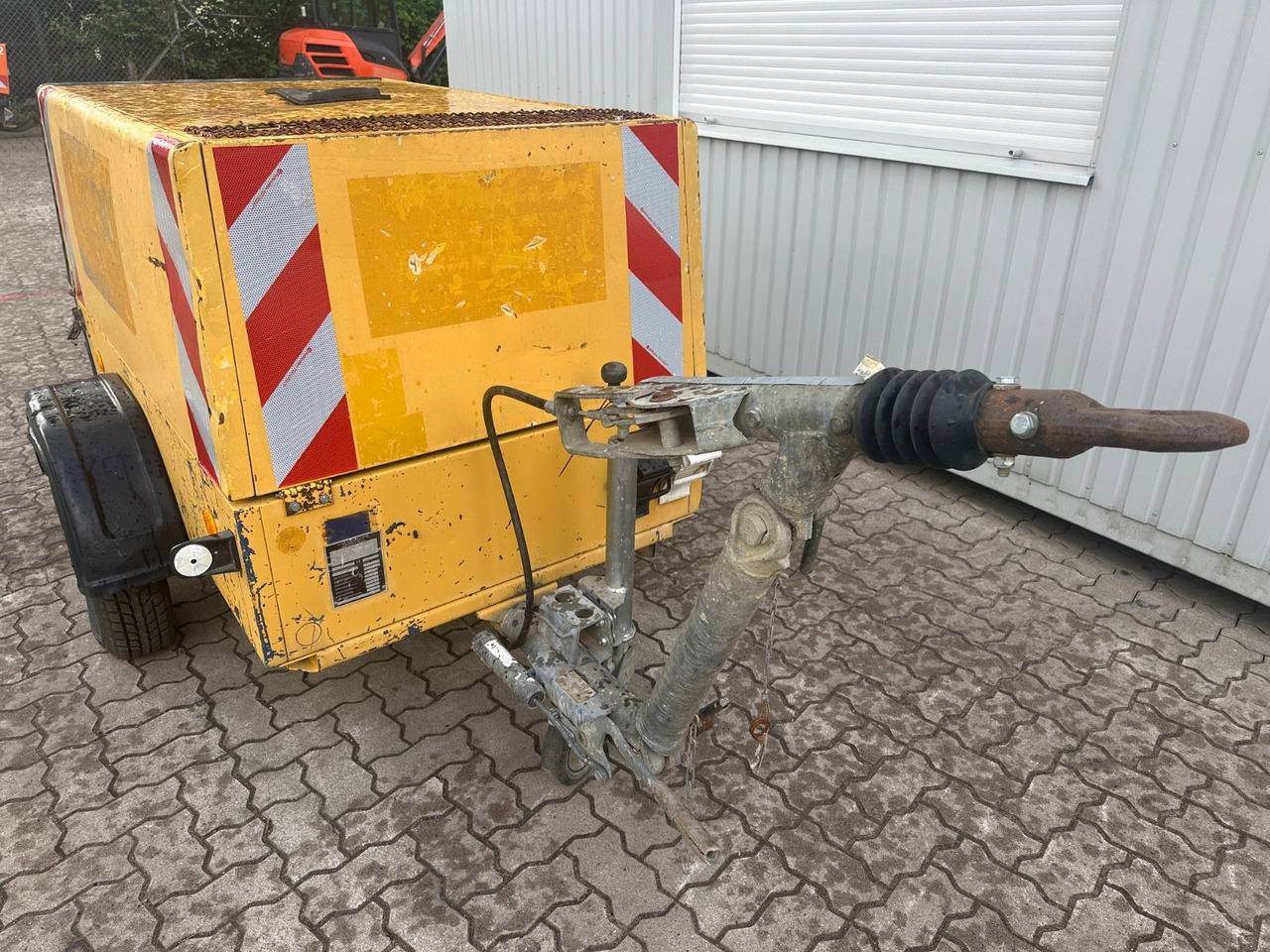 Compair C38 / DLT0406 Kompressor /1.978 H/ 7 Bar - Luchtcompressor: afbeelding 4 Compair C38 / DLT0406 Kompressor /1.978 H/ 7 Bar - Luchtcompressor: afbeelding 4