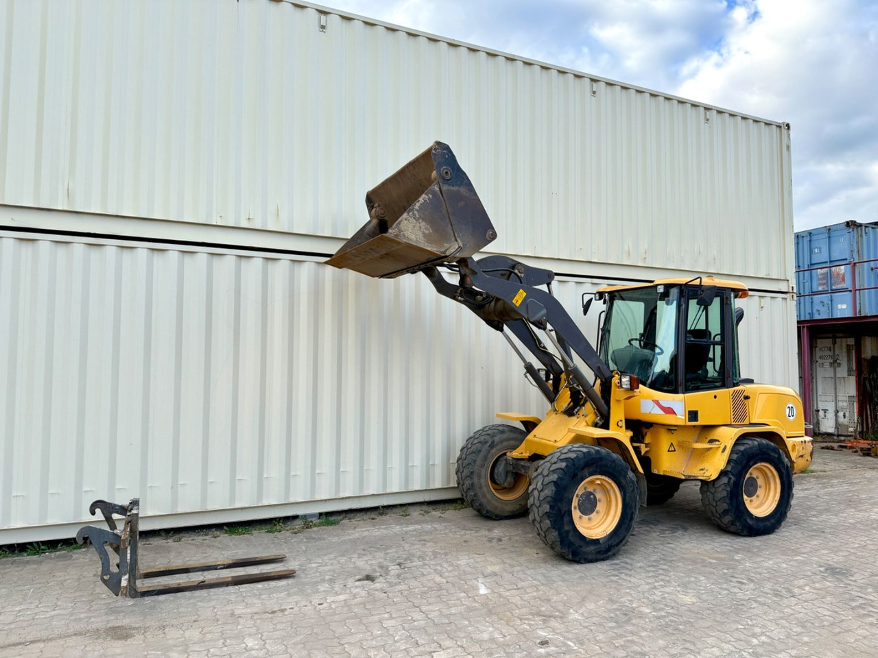 Volvo L30G / 2014 BJ / Klappschaufel + Gabel - Wiellader: afbeelding 2 Volvo L30G / 2014 BJ / Klappschaufel + Gabel - Wiellader: afbeelding 2