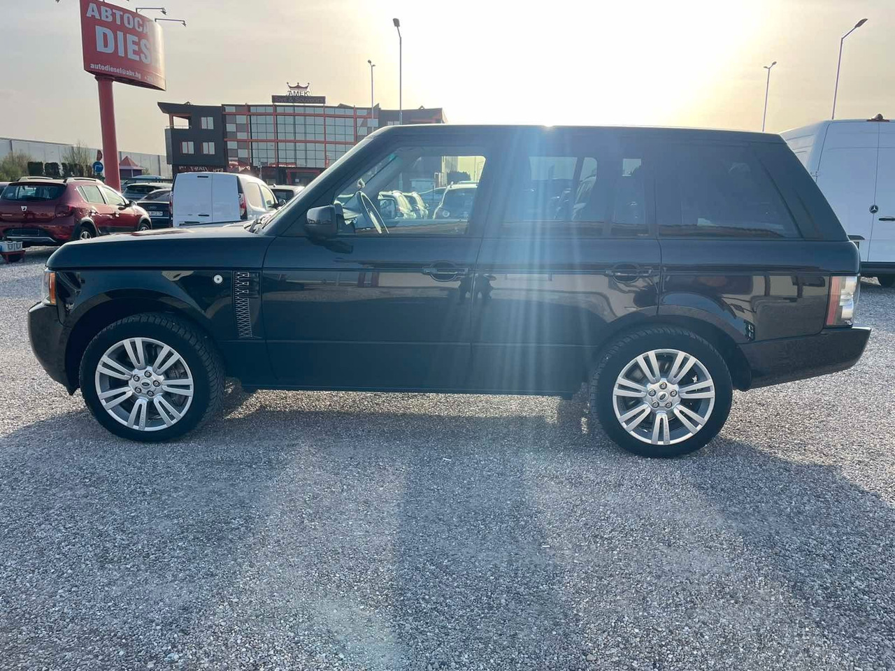 Land Rover Range Rover Vogue 4.4 TDV8 - SUV: afbeelding 4 Land Rover Range Rover Vogue 4.4 TDV8 - SUV: afbeelding 4