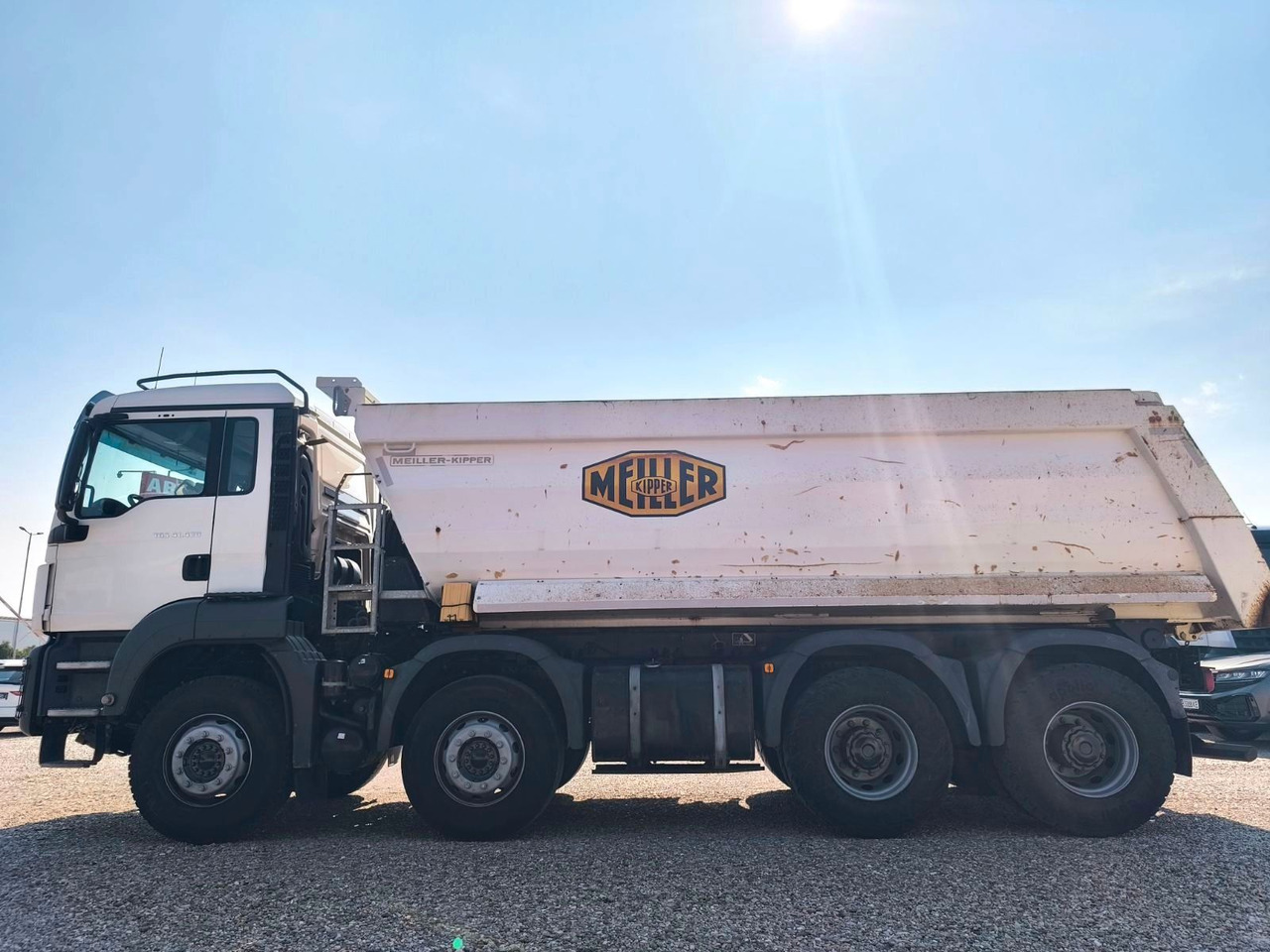 MAN TGS 41.420 MEILLER KIPPER - Portaalarmsysteem vrachtwagen: afbeelding 4 MAN TGS 41.420 MEILLER KIPPER - Portaalarmsysteem vrachtwagen: afbeelding 4
