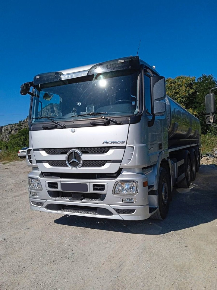 Mercedes-Benz ACTROS 3248 - Tankwagen: afbeelding 2 Mercedes-Benz ACTROS 3248 - Tankwagen: afbeelding 2