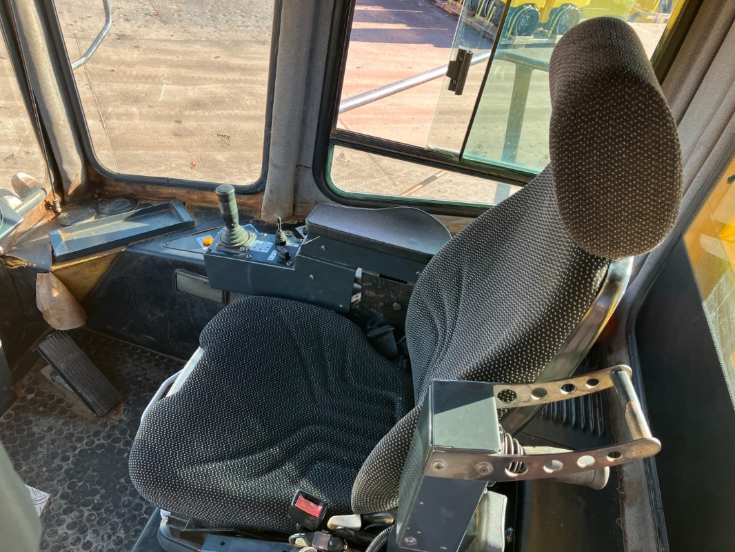 BOMAG DE BC 772 RB-2 Stage IIIa/Tier 3 - Schapenpootwals/ Grondverdichter: afbeelding 5 BOMAG DE BC 772 RB-2 Stage IIIa/Tier 3 - Schapenpootwals/ Grondverdichter: afbeelding 5