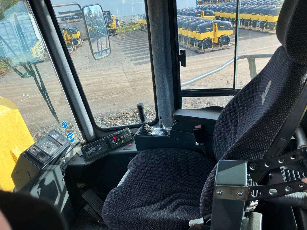 BOMAG DE BC 772 RS - Schapenpootwals/ Grondverdichter: afbeelding 5 BOMAG DE BC 772 RS - Schapenpootwals/ Grondverdichter: afbeelding 5