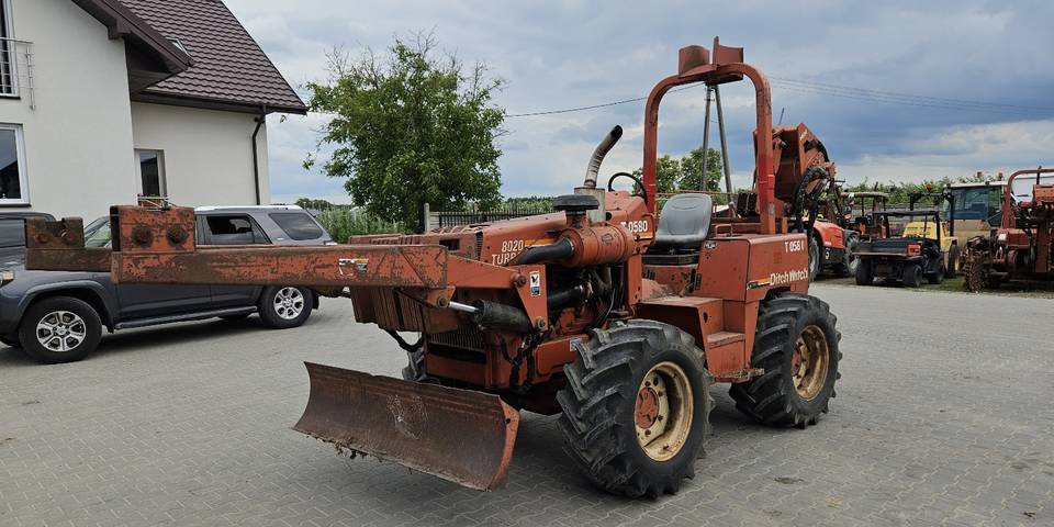 Pługoukładacz wibropług Ditch Witch 8020 Turbo układanie kabli światłowód - Andere machine: afbeelding 2 Pługoukładacz wibropług Ditch Witch 8020 Turbo układanie kabli światłowód - Andere machine: afbeelding 2
