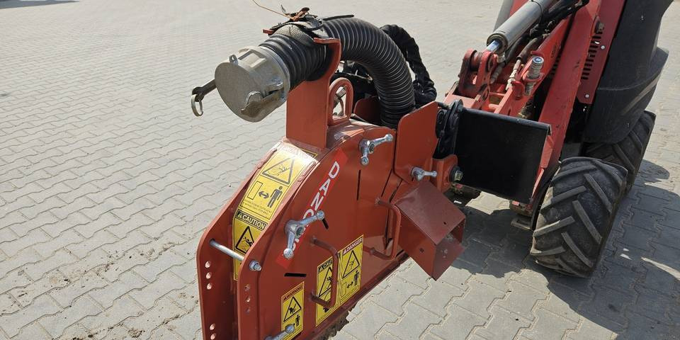 Ditch Witch MicroTrench MT6 piła pod światłowód do cięcia asfaltu/betonu - Betonmachine: afbeelding 4 Ditch Witch MicroTrench MT6 piła pod światłowód do cięcia asfaltu/betonu - Betonmachine: afbeelding 4