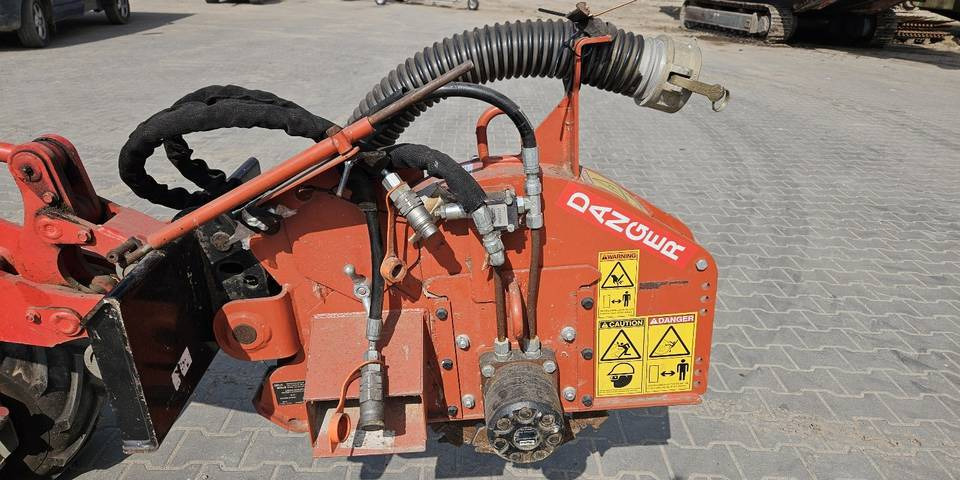 Ditch Witch MicroTrench MT6 piła pod światłowód do cięcia asfaltu/betonu - Betonmachine: afbeelding 1 Ditch Witch MicroTrench MT6 piła pod światłowód do cięcia asfaltu/betonu - Betonmachine: afbeelding 1