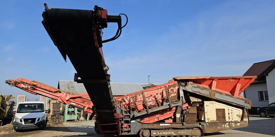 Przesiewacz mobilny Sandvik QE241 tylko 2980 h - Zeefinstallatie: afbeelding 1 Przesiewacz mobilny Sandvik QE241 tylko 2980 h - Zeefinstallatie: afbeelding 1