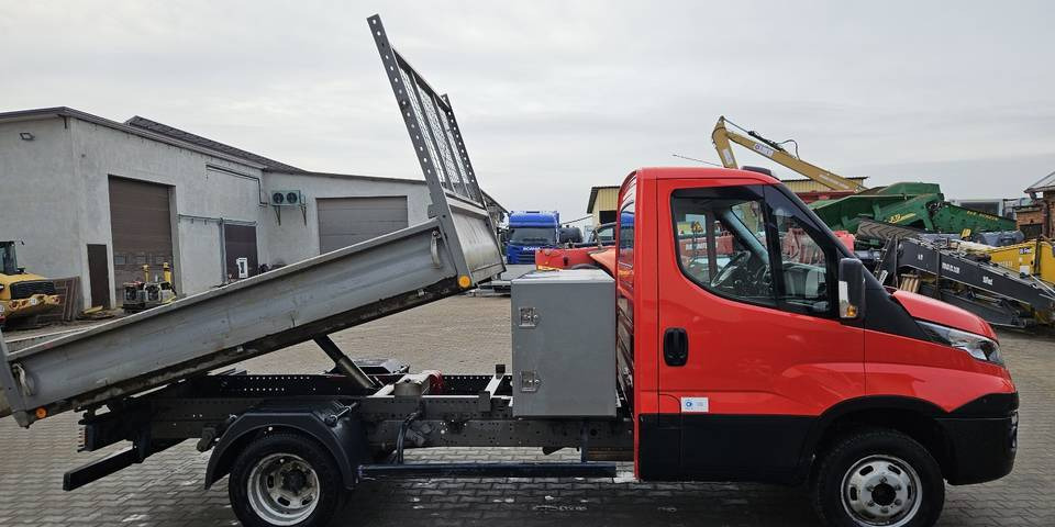 Wywrotka Iveco Daily 35S14 DMC 3,5t FV23% klima JPM - Kipper bestelwagen: afbeelding 5 Wywrotka Iveco Daily 35S14 DMC 3,5t FV23% klima JPM - Kipper bestelwagen: afbeelding 5